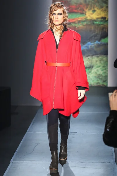 Look 3